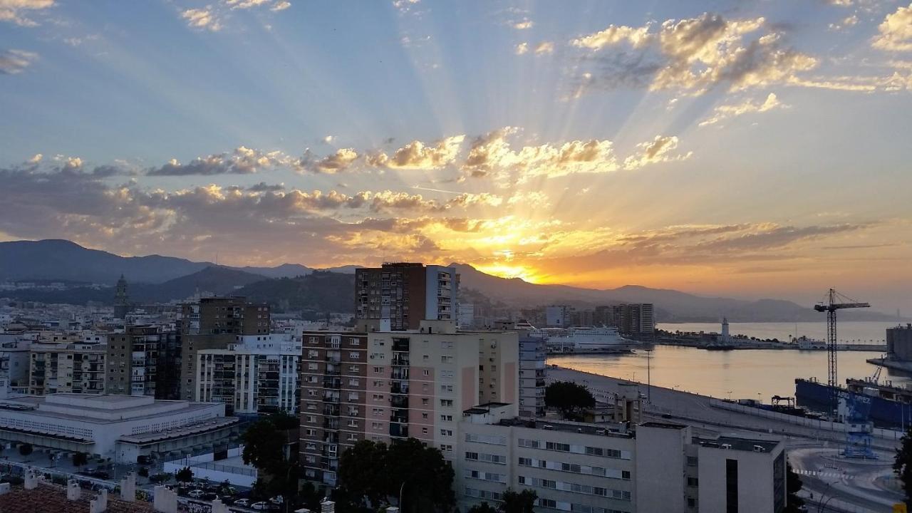 Appartamento Torre del Carmen Málaga Esterno foto