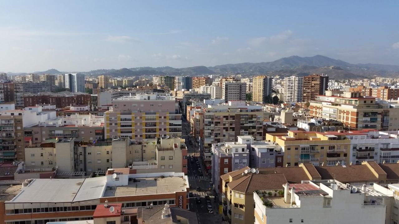 Appartamento Torre del Carmen Málaga Esterno foto