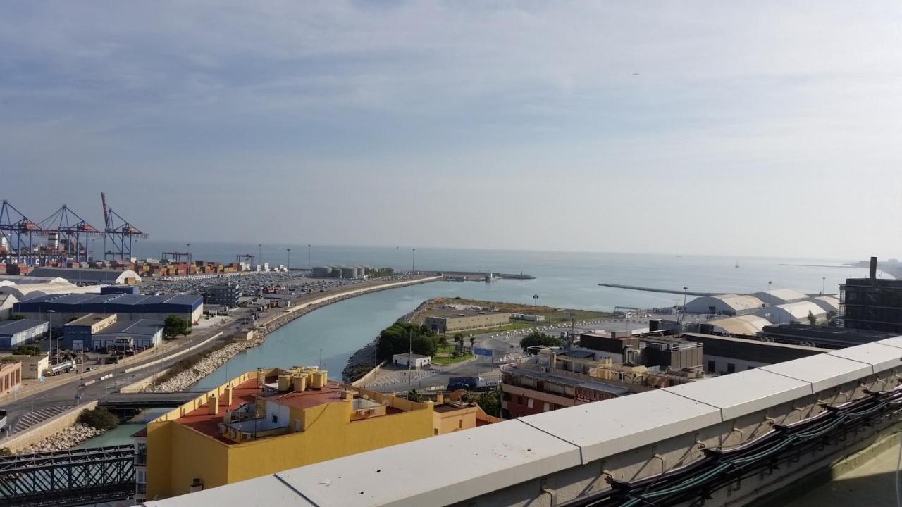 Appartamento Torre del Carmen Málaga Esterno foto