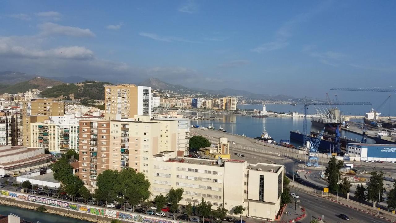 Appartamento Torre del Carmen Málaga Esterno foto