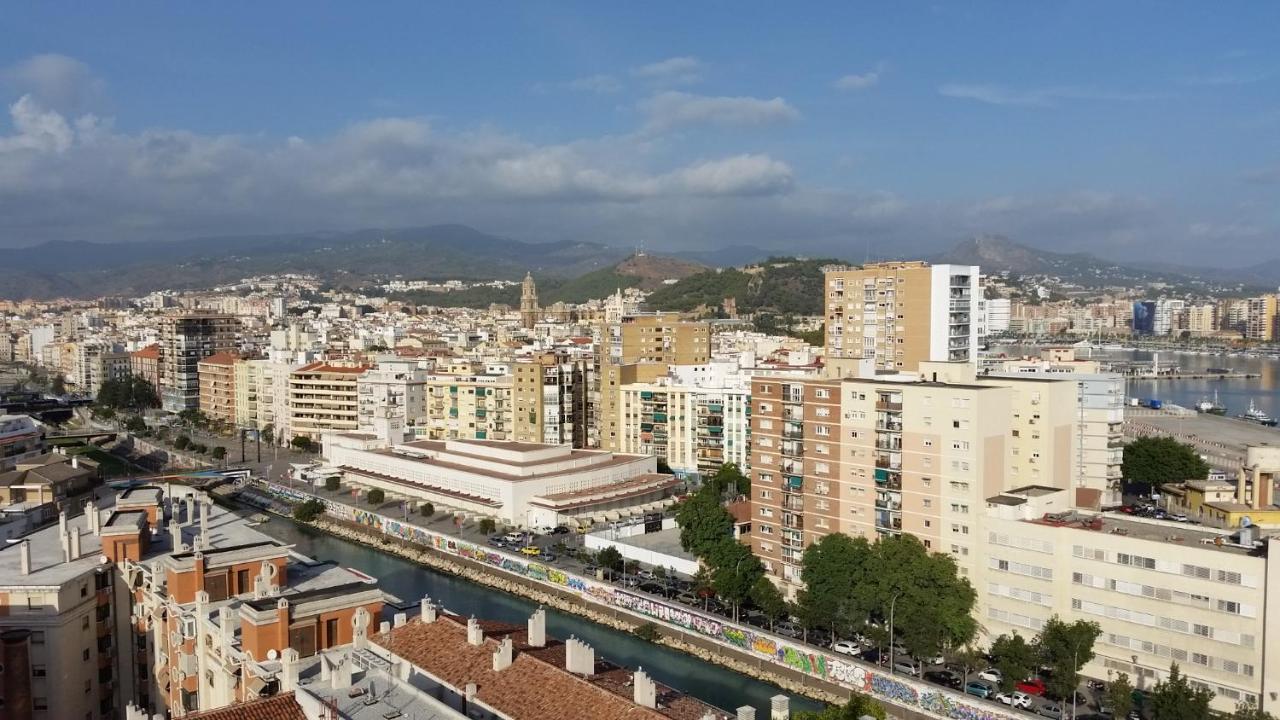 Appartamento Torre del Carmen Málaga Esterno foto